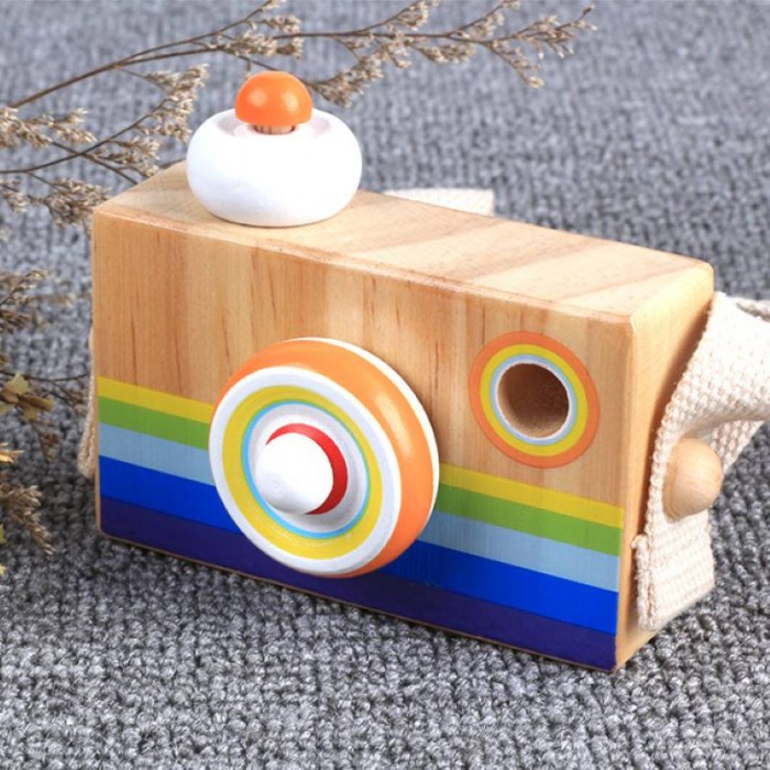 Деревянная игрушка «фотоаппарат» с ремешком
